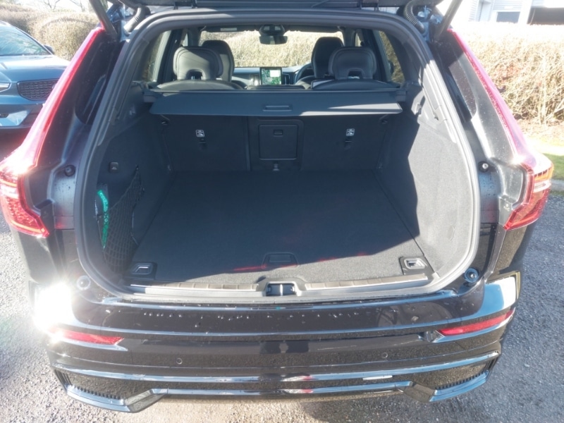 Used Volvo XC60 2025 for sale - 77611256: Photo 8