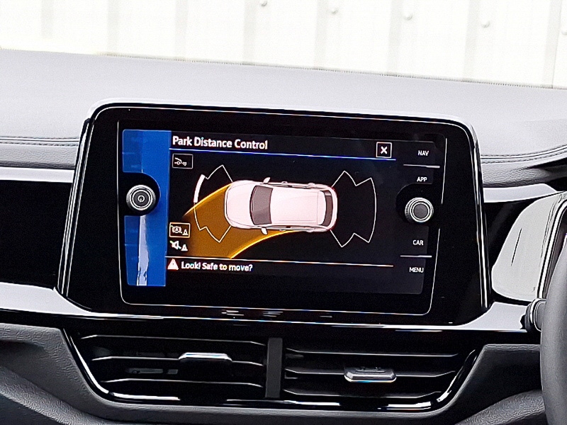 Used Volkswagen T-Roc 2025 for sale - 77304616: Photo 9