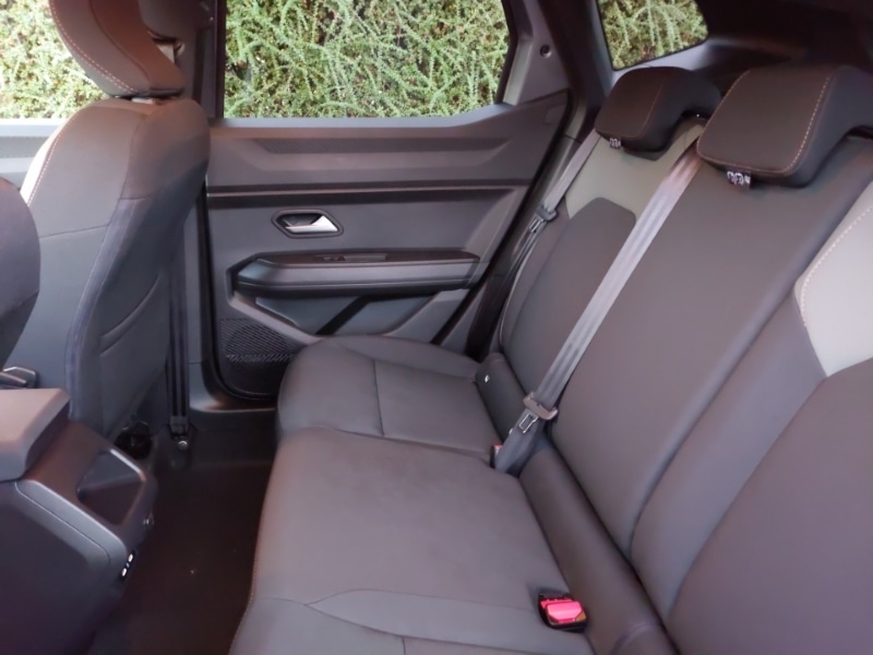 Used Dacia Duster 2024 for sale - 76656894: Photo 6