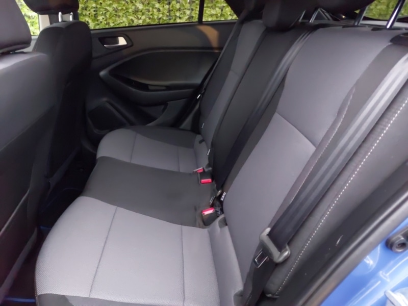 Used Hyundai i20 2020 for sale - 76889629: Photo 6