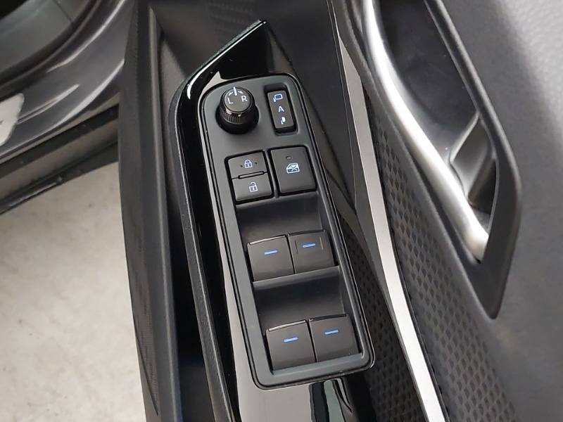 Used Toyota C-HR 2022 for sale - 77913499: Photo 12