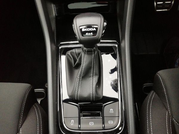 Used Skoda Karoq 2024 for sale - 76169332: Photo 12