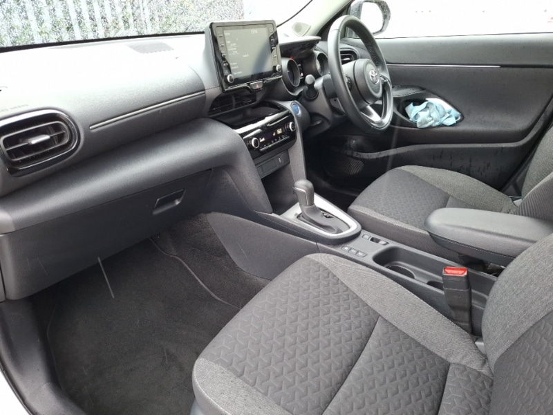 Used Toyota Yaris Cross 2023 for sale - 77999122: Photo 5