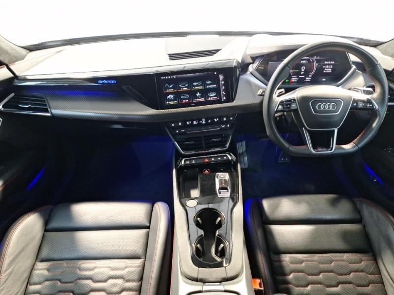 Used Audi RS e-tron GT 2021 for sale - 76726643: Photo 2