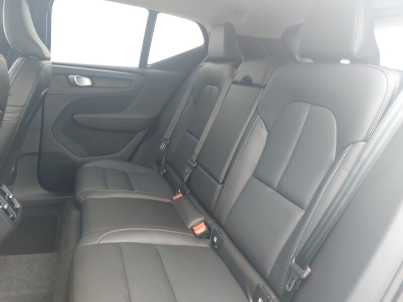 Used Volvo XC40 2024 for sale - 77353392: Photo 6