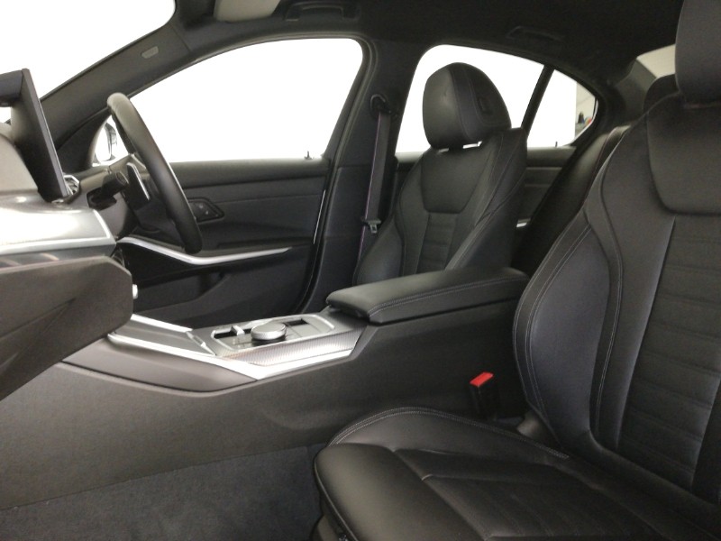 Used BMW 3 Series 2024 for sale - 77252600: Photo 5