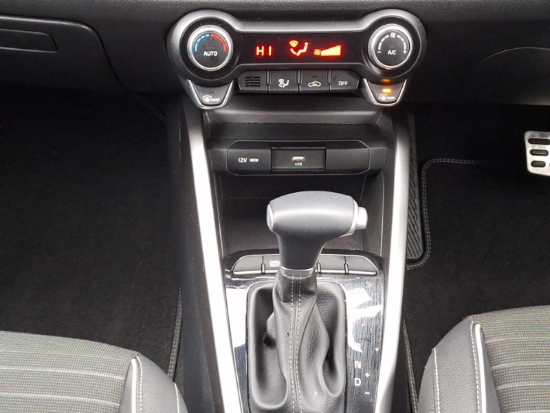 Used Kia Stonic 2023 for sale - 76708932: Photo 11