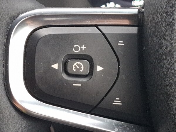 Used Volvo XC40 2022 for sale - 76293535: Photo 12