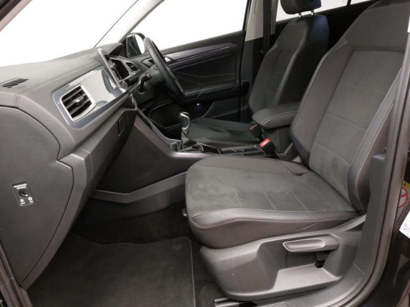 Used Volkswagen T-Roc 2023 for sale - 77956102: Photo 5