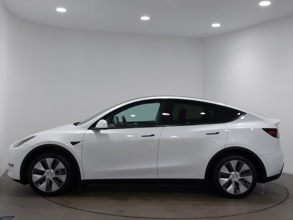 Used Tesla Model Y 2023 for sale - 76207850: Photo 4