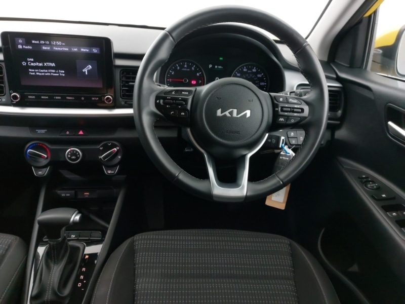 Used Kia Stonic 2023 for sale - 76411170: Photo 7