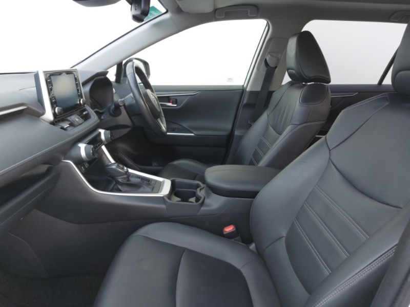 Used Toyota RAV4 2020 for sale - 76885675: Photo 5