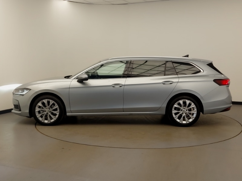 Used Skoda Superb 2024 for sale - 76145380: Photo 4