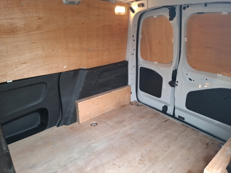 Used Citroen Berlingo 2024 for sale - 76115900: Photo 6