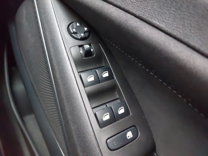 Used Vauxhall Crossland 2021 for sale - 77025024: Photo 12