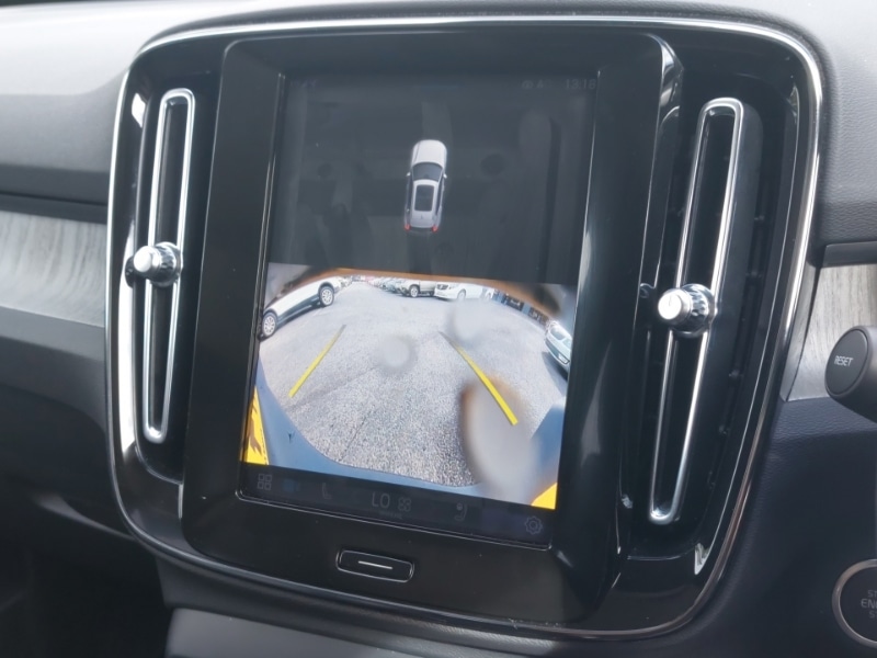 Used Volvo XC40 2024 for sale - 76365890: Photo 10