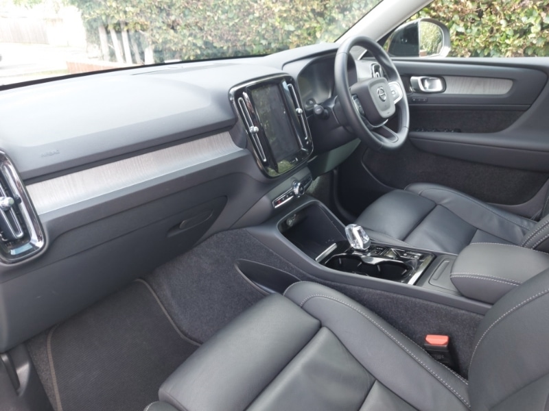 Used Volvo XC40 2024 for sale - 76365890: Photo 5