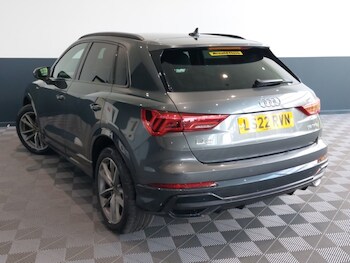 Used Audi Q3 2022 for sale - 77266072: Photo