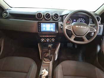 Used Dacia Duster 2023 for sale - 78460843: Photo