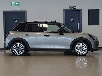 Used MINI Cooper 2026 for sale - 79121379: Photo