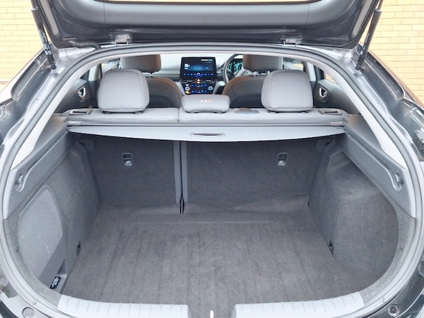 Used Hyundai IONIQ 2022 for sale - 76265104: Photo 8