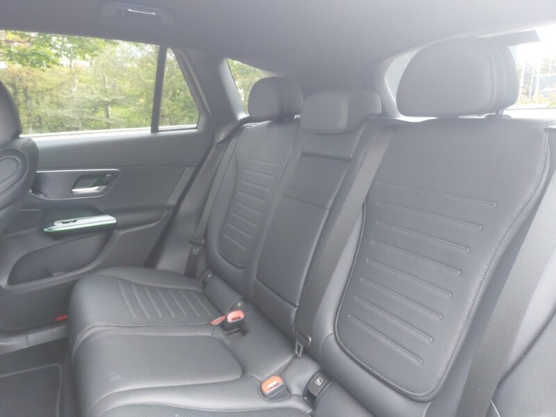 Used Mercedes-Benz GLC 2023 for sale - 76664276: Photo 6