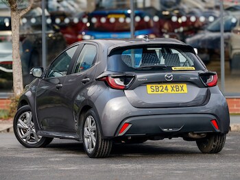 Used Mazda Mazda2 HYBRID 2024 for sale - 76465593: Photo