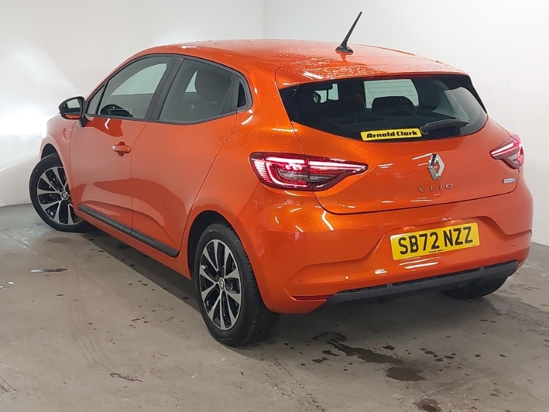 Used Renault Clio 2023 for sale - 76347643: Photo 3