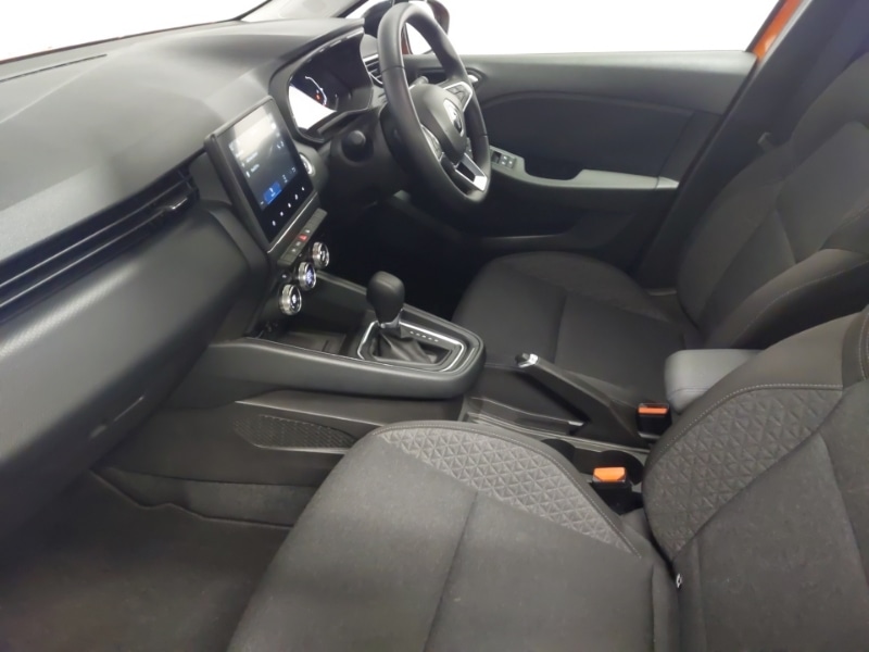 Used Renault Clio 2023 for sale - 76347643: Photo 5
