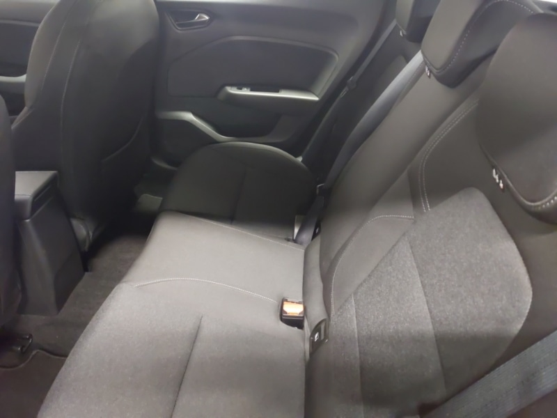 Used Renault Clio 2023 for sale - 76347643: Photo 6