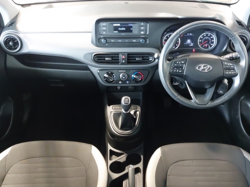 Used Hyundai i10 2023 for sale - 77955169: Photo 2