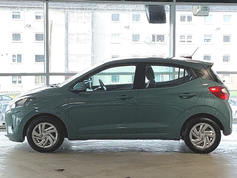 Used Hyundai i10 2023 for sale - 77955169: Photo 4