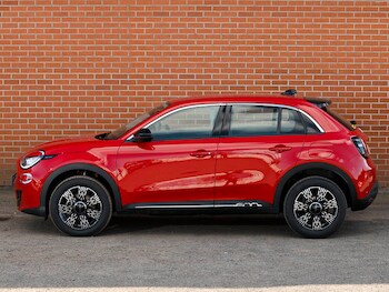 Used Fiat 600 2025 for sale - 77478409: Photo