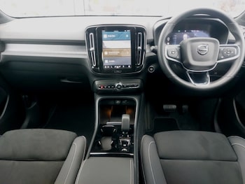 Used Volvo XC40 2024 for sale - 77433941: Photo