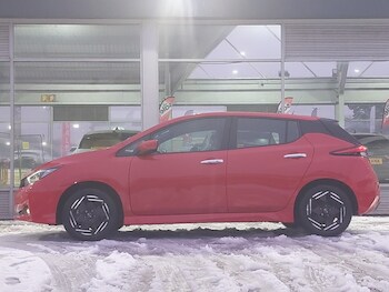 Used Nissan Leaf 2022 for sale - 77173975: Photo