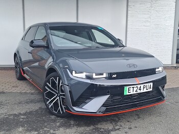 2024 - 478kW 84 kWh 5dr Auto