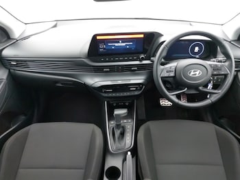 Used Hyundai BAYON 2024 for sale - 76198819: Photo 2