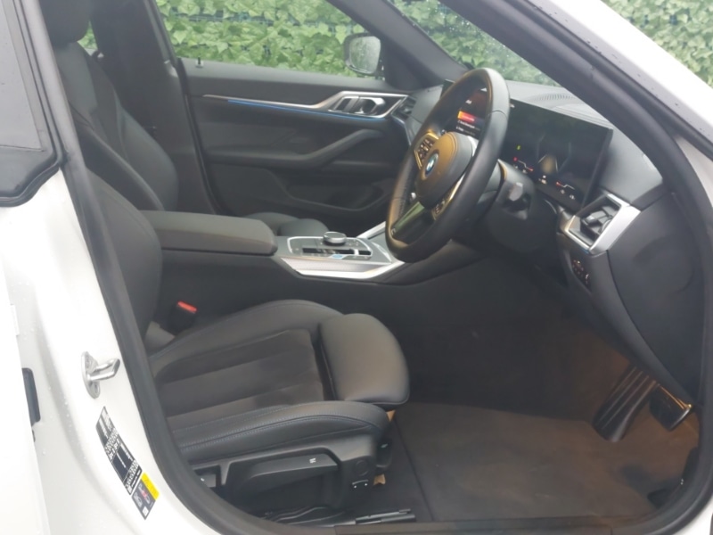 Used BMW i4 2023 for sale - 76764768: Photo 6