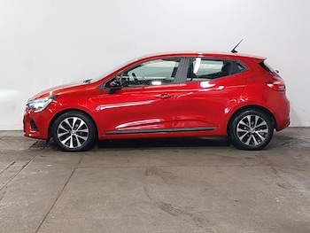 Used Renault Clio 2023 for sale - 79485915: Photo