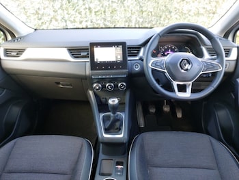 Used Renault Captur 2024 for sale - 77142183: Photo