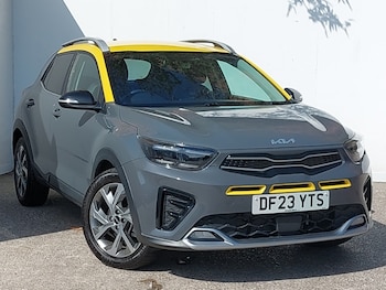 Used Kia Stonic 2023 for sale - 78169899: Photo