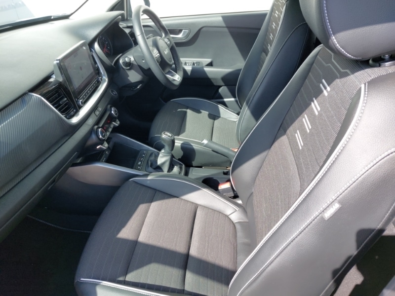 Used Kia Stonic 2023 for sale - 78169899: Photo 5