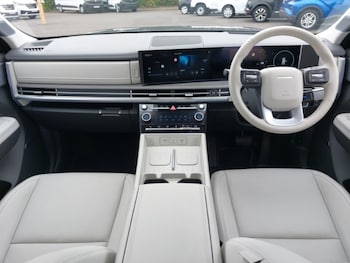 Used Hyundai Santa Fe 2025 for sale - 79069789: Photo