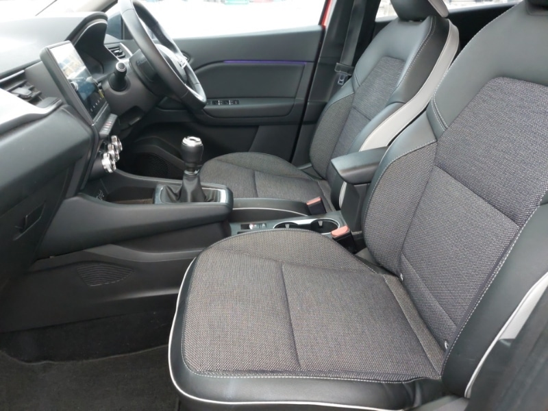 Used Renault Captur 2021 for sale - 77875891: Photo 5