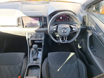 Used Skoda Karoq 2023 for sale - 76237780: Photo 2