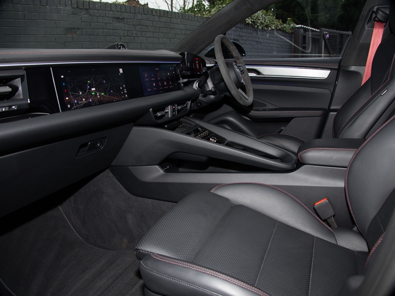 Used Porsche Macan 2025 for sale - 77875483: Photo 5