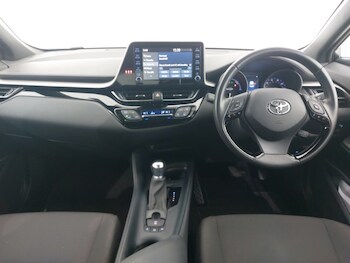 Used Toyota C-HR 2022 for sale - 78438982: Photo