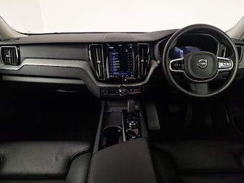 Used Volvo XC60 2023 for sale - 77606408: Photo