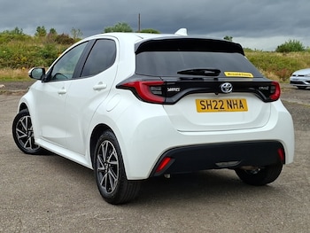 Used Toyota Yaris 2022 for sale - 79569400: Photo
