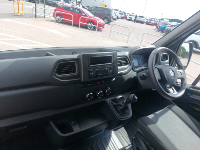 Used Renault Master 2023 for sale - 77000070: Photo 2